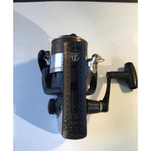 Lot of 3 Zebco Fishing Reels 33, 404 and a shimano 2500 fx Vintage - Picture 7 of 12